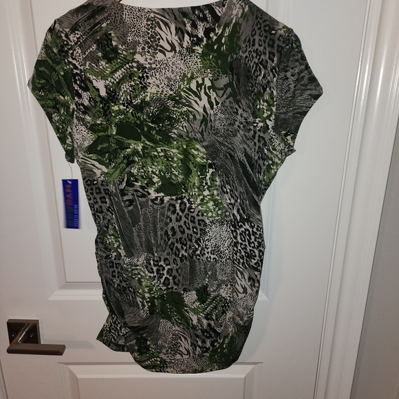 Designer Shirt - Picture 3 of 3